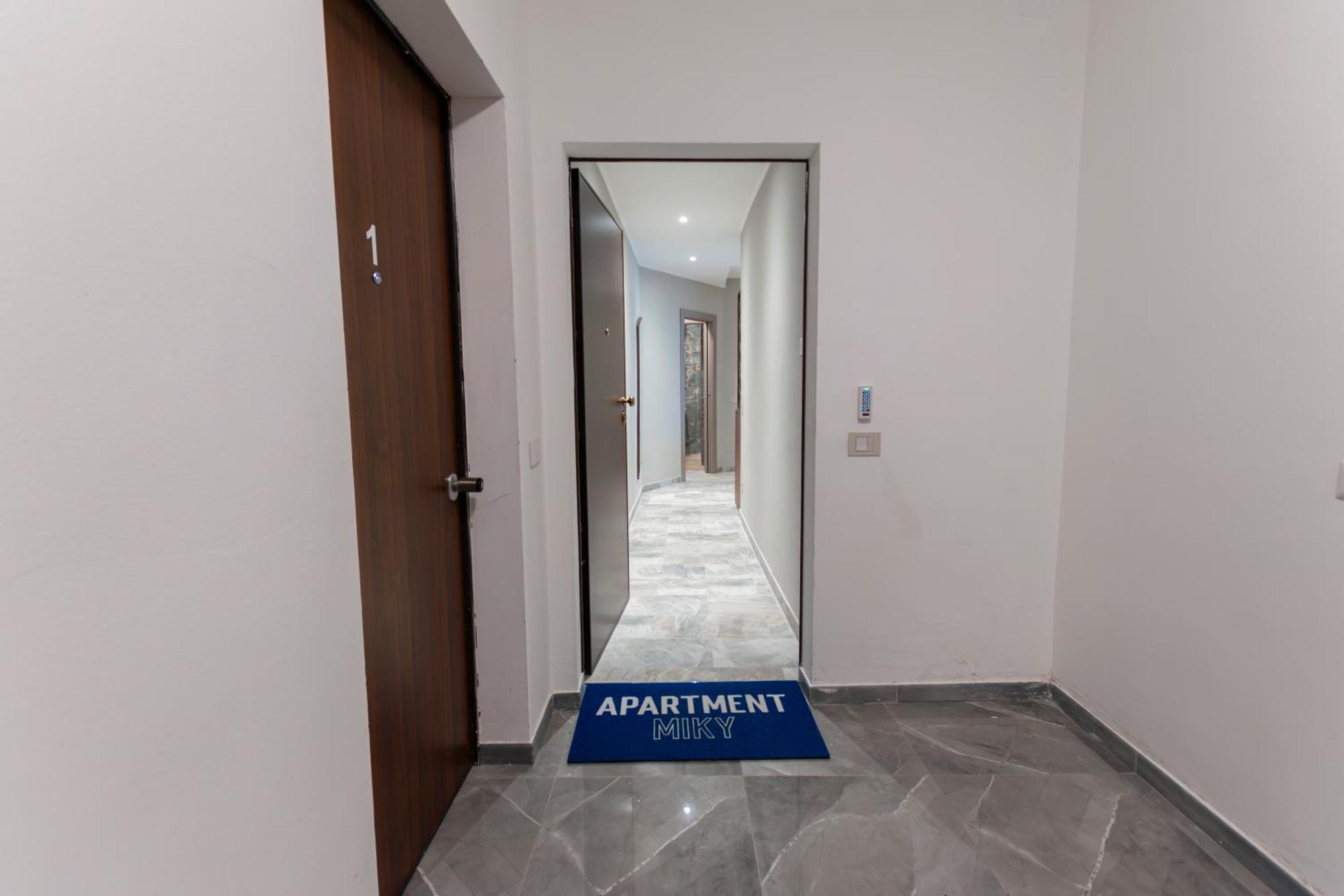 Apartment Miki - Sammartini 33 มิลาน ภายนอก รูปภาพ