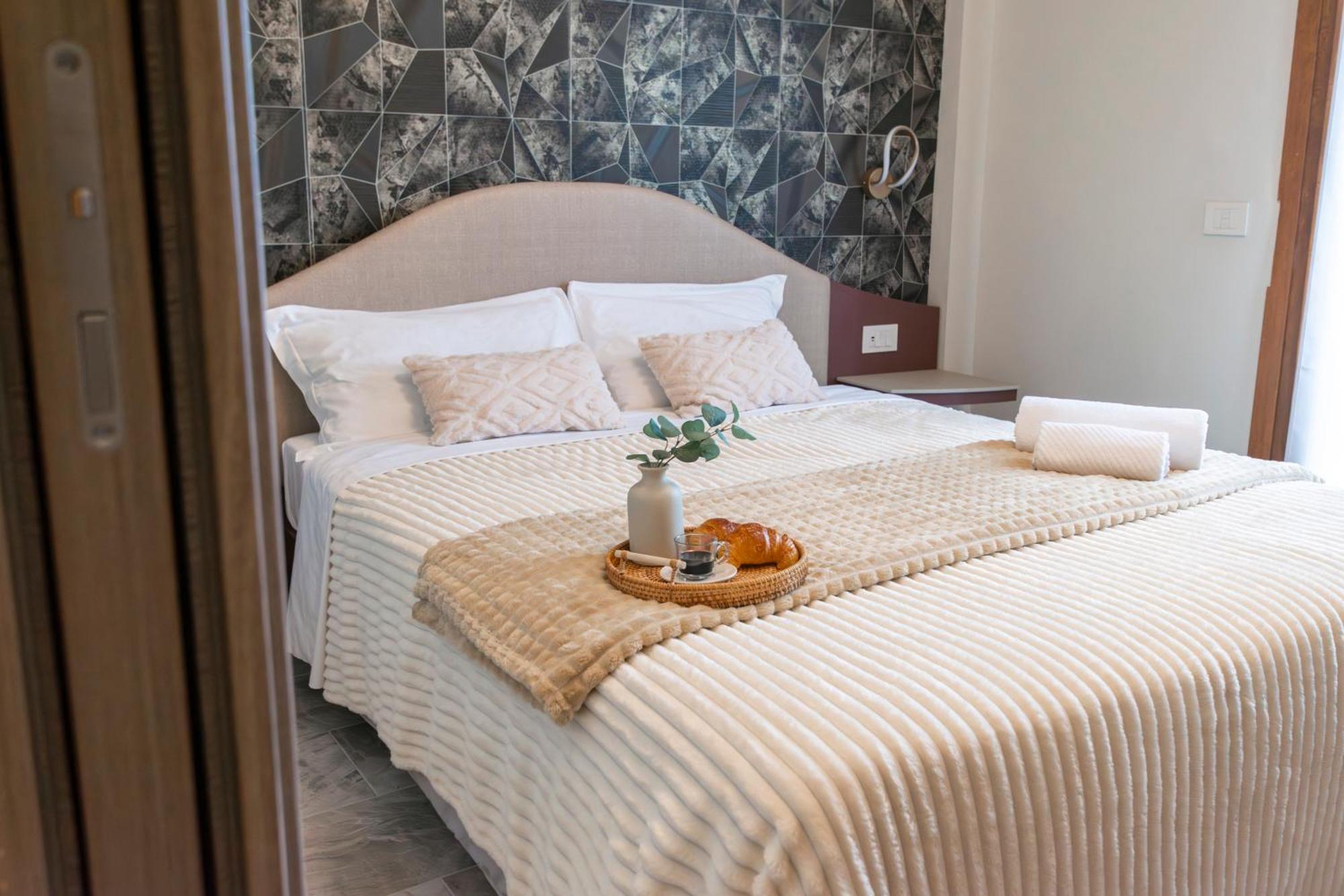 Apartment Miki - Sammartini 33 มิลาน ภายนอก รูปภาพ